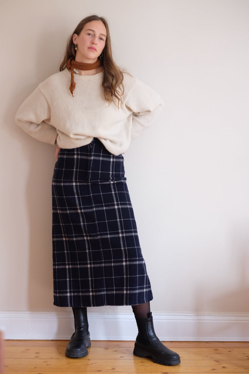 Wool skirt