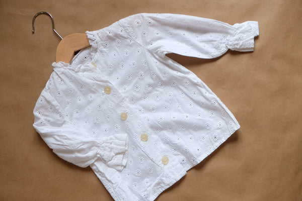 Broderie anglaise blouse 80