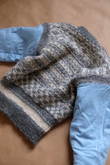Handknit soft wool jumper 98