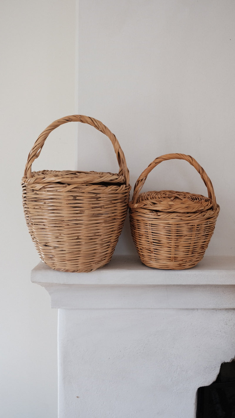 Vintage lidded basket